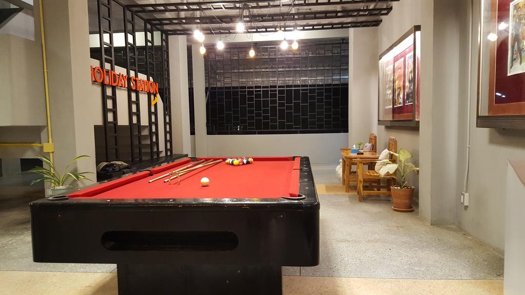Holiday Station Hostel Krabi town Buitenkant foto